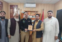 کراچی (ٹی این ایس) کراچی ایس ایس پی ویسٹ طارق الٰہی مستوئی صاحب کی ماربل ایسوسی ایشن منگھوپیر کے عہدیداران سے ملاقات