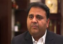 اسلام آباد (ٹی این ایس) اسٹیبلشمنٹ بلوچستان کا مسئلہ حل نہیں کر سکی، اب اسکو سیاسی قوتوں کو واپس کر دینا چاہیے ، فوادچودھری
