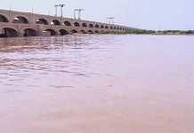 اسلام آباد (ٹی این ایس) بھارت نے دریائے چناب میں اچانک پانی چھوڑ دیا، رات گئے سطح بلند ہونے کا خدشہ