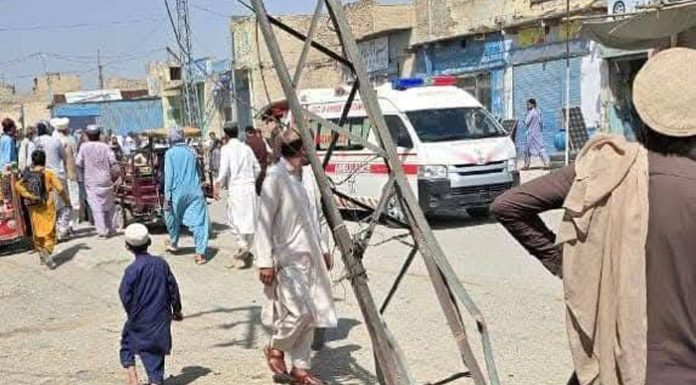 جنوبی وزیرستان (ٹی این ایس) جنوبی وزیرستان کے لوئر وانا بازار میں بم دھماکا، 2 افراد جاں بحق، 14 زخمی