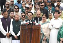 کراچی (ٹی این ایس) بد قسمتی سے آج ایوانوں میں چند افراد کا راج ہے، خالد مقبول صدیقی