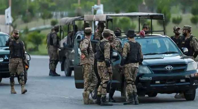 کرک (ٹی این ایس) ایف سی اہلکاروں کی گاڑی پر فتنۃ الخوارج کا حملہ، 3 اہلکار اور ڈرائیور شہید