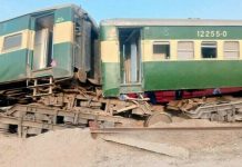 لودھراں (ٹی این ایس) عوام ایکسپریس کی 4بوگیاں پٹڑی سے اترگئیں، ایک مسافر جاں بحق، 33زخمی