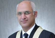 اسلام آباد (ٹی این ایس) لیبر افسر تعیناتی کیس: چیئرمین سی ڈی اے کے پاس 2 عہدے ہونے پر جسٹس محسن اختر کیانی کے اہم ریمارکس