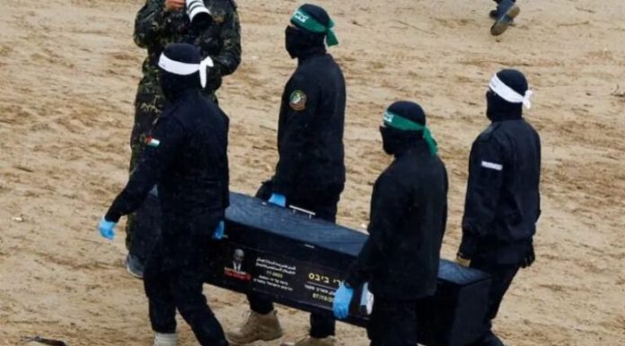 اسلام آباد (ٹی این ایس) حماس نے مزید دو یرغمالیوں کی لاشیں اسرائیل کے حوالے کردیں