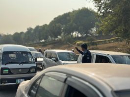 اسلام آباد (ٹی این ایس) ڈی جی سیف سٹی/ڈی آئی جی ٹریفک محمد ہارون جوئیہ کا ناکہ فیض آباد کا دورہ