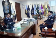 اسلام آباد (ٹی این ایس) آئی جی سید علی ناصر رضوی کی ڈی آئی جی محمد جواد طارق سے ضلع بھر میں امن و امان، شہریوں کے تحفظ اور انسداد جرائم کے حوالہ سے اہم میٹنگ۔