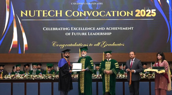 اسلام آباد (ٹی این ایس) نیشنل یونیورسٹی آف ٹیکنالوجی (نیوٹیک) میں انجنئیرنگ کے گریجویٹنگ طلبہ کی علمی کامیابیوں کو سراہتے ہوئے یونیورسٹی کیمپس نے چوتھے سالانہ کانووکیشن کی تقریب منعقد کی