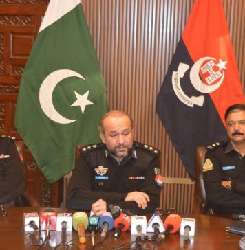 ایبٹ آباد (ٹی این ایس) پولیس کی بروقت اور پیشہ ورانہ کارروائی سے لیڈی ڈاکٹر وردہ قتل کیس میں اہم پیش رفت ہوئی ہے۔