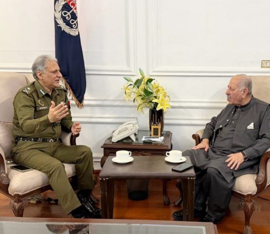 راولپنڈی (ٹی این ایس) چیئرمین ٹرانسپورٹرز متحدہ ایکشن کمیٹی عصمت اللہ نیازی کی آئی جی پنجاب ڈاکٹر عثمان انور سے ملاقات