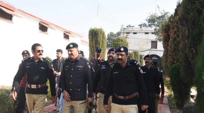 ہری پور (ٹی این ایس) ڈی پی او ہری پور کا سنٹرل جیل ہری پور کا دورہ ، سکیورٹی انتظامات کا تفصیلی جائزہ لیا ۔