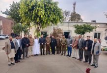 راولپنڈی (ٹی این ایس) ایس ایس پی آپریشنز ملک طارق محبوب کی پولیس لائنز ہیڈکوارٹرز میں کرسمس کے حوالے سے میٹنگ