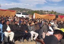 ہری پور (ٹی این ایس) عوام کو درپیش مسائل کو حل کرنا اولین ترجیح ہے ۔ڈی پی او ہری پور شفیع اللہ گنڈاپور منشیات فروشوں ،قبضہ مافیا اور جرائم پیشہ عناصر کے ساتھ کسی قسم کی نرمی نہیں برتی جائے گی۔ڈی پی او ہری پور شفیع اللہ گنڈاپور
