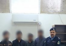 اسلام آباد (ٹی این ایس) تھانہ کراچی کمپنی پولیس کی بڑی کارروائی،اسلحہ کے زور پر شہریوں کو لوٹنے کی متعدد وارداتوں میں مطلو ب منظم گروہ کے چار ارکان گرفتار