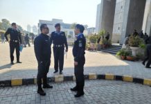 اسلام آباد (ٹی این ایس) ایس ایس پی سیکیورٹی کیپٹن (ر) سید ذیشان حیدر نے اسلام آباد ہائی کورٹ کا دورہ کیا