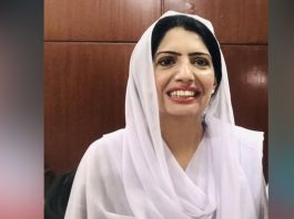 لاہور (ٹی این ایس) پی ٹی آئی پنجاب کی چیف آرگنائزر عالیہ حمزہ لاہور سے گرفتار، نامعلوم مقام پر منتقل