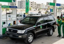 اسلام آباد (ٹی این ایس) وزیراعظم کا بڑا فیصلہ؛ سرکاری گاڑیوں میں ہائی اوکٹین فیول کے استعمال پر پابندی عائد