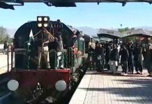 لاہور (ٹی این ایس) پاکستان ریلوے کا عیدالفطر پر 4اسپیشل ٹرینیں چلانے کا فیصلہ