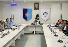 اسلام آباد (ٹی این ایس) چیف ٹریفک آفیسر اسلام آباد محمد سرفراز ورک کی ٹرانسپورٹ ایسوسی ایشن سے میٹنگ۔