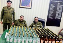 راولپنڈی (ٹی این ایس) تھانہ کلر سیداں اے ایس آئی ملک سہیل ضیاء اور شاہد محمود اے ایس آئی کی ھمراہ پولیس ٹیم کامیاب کاروائی