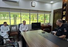 ISLAMABAD (TNS) Inspector General of Police Azad Kashmir Captain (Retired) Liaqat Hussain Malik held a meeting with the Principal of Kashmir Girls Cadet College