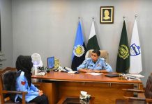 اسلام آباد (ٹی این ایس) ڈی جی سیف سٹی محمد ہارون جوئیہ کا پولیس افسران کے مسائل کے بروقت حل اور ان کی دادرسی کے لئے اپنے دفتر میں اردل روم کا انعقاد
