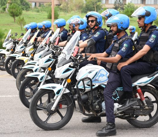 اسلام آباد (ٹی این ایس) اسلام آباد میں 177 جلوسوں 929 مجالس پر 15 ہزار سے زائد پولیس، رینجرز فرائض سرانجام دیں گے۔