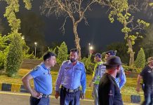 اسلام آباد (ٹی این ایس) ڈی آئی جی اسلام آباد محمد جواد طارق کا ریڈ زون کے مختلف ڈیوٹی پوائنٹس کا دورہ۔سکیورٹی انتظامات کا جائزہ لیا۔