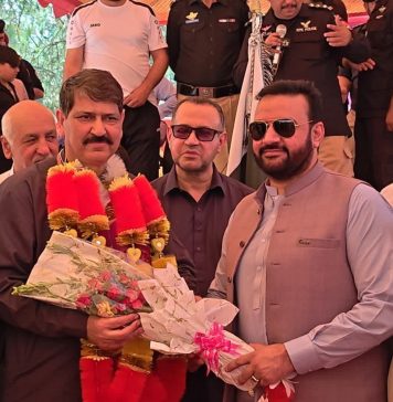 ایبٹ آباد (ٹی این ایس) ایبٹ آباد کے دلیر پروفیشنل، فرض شناس، اور تجربہ کار پولیس آفیسر ایس ایس پی ملک اعجاز خان اپنی 36 سالہ ملازمت مکمل کر کے ریٹائرڈ ہو گئے