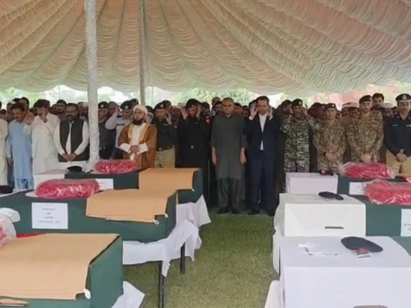 fcpeshawar1781020917-0-600x450