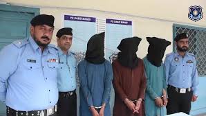 اسلام آباد (ٹی این ایس) پولیس نے 10 اشتہاریوں سمیت 20جرائم پیشہ عناصر گرفتار کر لیے۔ ملزمان کے قبضہ سے منشیات اور اسلحہ معہ ایمونیشن برآمد۔