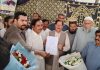 اسلام آباد (ٹی این ایس) ملازمین کی بلاتفریق خدمت ہمیشہ سی ڈی اے مزدور یونین کا طرہ امتیاز رہا ہے۔ چوہدری محمد یٰسین ملازمین کے باقی ماندہ مسائل ترجیحی بنیادوں پر حل کرائے جائیں گے۔ اورنگزیب خان سی ڈی اے کیپیٹل ایمرجنسی سروس کے سینکڑوں ملازمین اگلے سکیل میں ترقی پا گئے، پروموشن لیٹرز تقسیم، شاندار استقبالیہ تقریب کا انعقاد۔