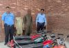 اسلام آباد (ٹی این ایس) پولیس نے راہزنی اور چوری کی وارداتوں میں ملوث سات ملزمان کو گرفتار کرکے چوری کیے گئے چار موٹر سائیکلیں