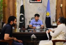اسلام آباد (ٹی این ایس) پولیس شہریوں کے مسائل کے حل کیلئے پرعزم، ڈی آئی جی جواد طارق اور زونل ایس پیز نے کھلی کچہری کے دوران شہریوں کے مسائل سنے ،اور متعلقہ افسران کو شہریوں کے مسائل کے فوری حل کے احکامات جاری کئے