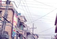 راولپنڈی (ٹی این ایس) ایس ڈی او ڈھوک کالا خان کی اقبال ٹاؤن میں بجلی چوری کے خلاف بڑی کارروائی