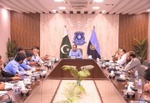 اسلام آباد (ٹی این ایس) ڈی آئی جی ہیڈکوارٹرزمحمد عتیق طاہر نے پولیس بھرتی سے متعلق اہم کوآرڈینیشن اجلاس میں وفاقی پولیس میں بھرتی کے مختلف مراحل، انتظامی وآپریشنل امور، امیدواروں کے لیے سہولیات، بین لا ادارہ جاتی تعاون اور ریکروٹمنٹ کے نظام کو مزید موثر بنانے کے عمل کا جائزہ لیا
