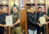 راولپنڈی (ٹی این ایس) ڈسٹرکٹ پولیس آفیسر اٹک سردار موارہن خان نے ڈسٹرکٹ آفیسر سی سی ڈی اٹک یاسر مطلوب کیانی اور ان کی ٹیم کو بہترین کارکردگی پر تعریفی اسناد سے نوازا۔