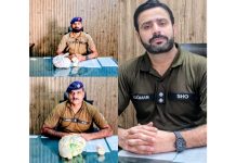 راولپنڈی (ٹی این ایس) ایس ایچ او تھانہ ریس کورس لقمان جاوید کی سربراہی میں پولیس ٹیم کی منشیات کیخلاف کارروائیا