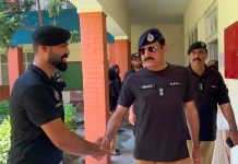 ہری پور (ٹی این ایس) جنرل الیکشن آزاد جموں و کشمیر,ڈی پی او ہری پور شفیع اللہ گنڈاپور کا پولنگ سٹیشن کا دورہ۔