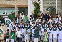 اسلام آباد (ٹی این ایس) ہندوؤں کا خیال تھا پاکستان علیحدہ ہوکر تین ماہ بھی نہ چل پائے گا: میاں محمد جاوید