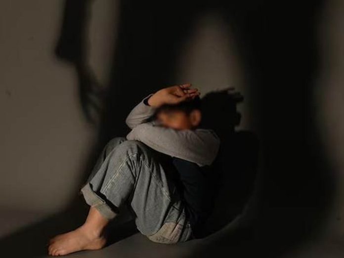 child-abused1787627944-0