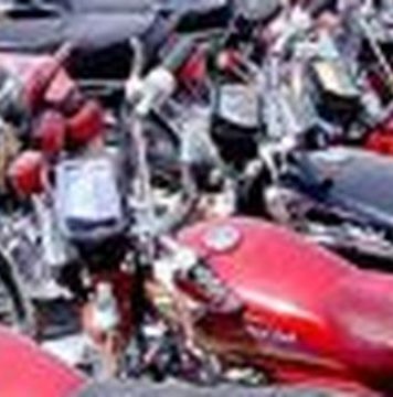 اسلام آباد (ٹی این ایس) گزشتہ 24 گھنٹے کے دوران شہر کے مختلف علاقوں سے چار موٹر سائیکل چوری ہوگئے