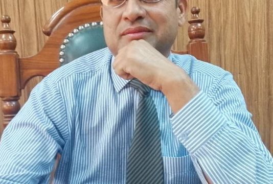 اسلام اباد (ٹی این ایس) راولپنڈی محکمہ صحت پنجاب کی انسداد ڈینگی مہم کے دوران کاروائیاں شہر و چھاونی کے مختلف علاقوں میں صفائی کے ناقص انتظامات پر گھروں کاروباری اداروں اور تعلیمی مراکز میں پانی کا ذخیرہ کرنے والی زیر زمین ٹینکیوں اور ہوٹلز میں رکھے بڑے ڈرموں میں, ڈینگی لاروا پائے جانے کی شکایت پر شہریوں کو 353 مقدمات کا سامنا، پانچ لاکھ 33 ہزار کے جرمانے