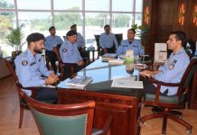 اسلام آباد (ٹی این ایس) “لائبہ اعجاز کیس”میں سی آئی اے کی کارکردگی سراہتے ہوئے آئی جی کپٹن (ر) سہیل چوہدری کی ڈی ایس پی سی آئی اے سلیمان شاہ اور انکی ٹیم سے سنٹرل پولیس آفس میں ملاقات
