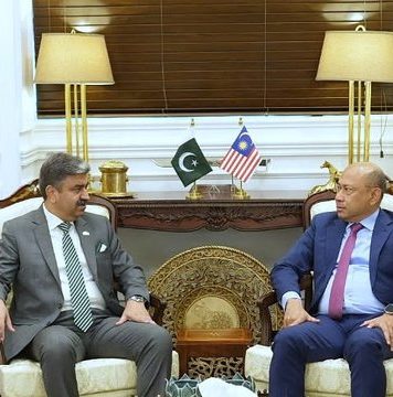 راولپنڈی (ٹی این ایس) پاکستان اور ملائیشیا کے درمیان دفاعی تعاون سے متعلق مشترکہ کمیٹی (جے سی ڈی سی) کا 16واں اجلاس وزارتِ دفاع، راولپنڈی میں منعقد ہوا