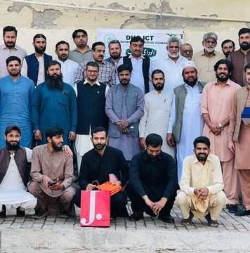 اسلام آباد (ٹی این ایس) ڈسٹرکٹ ہیلتھ آفس اسلام آباد کے شعبہ ای پی آئی کے سینئر انسپکٹر ایاز منظور کے اعزاز میں پروقار الوداعی تقریب