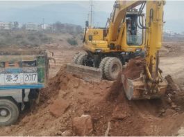 Construction work on Service Road (North) is in full swing as 50% Earth work, filling and cutting work has been executed