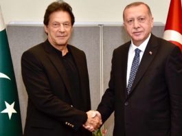 Pakistan stands by Turkey against FETO threat: PM