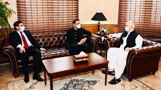 Asim Bajwa discusses CPEC future projects with KPK CM