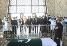 Sindh Governor, CM visit mausoleum of Quaid-e-Azam